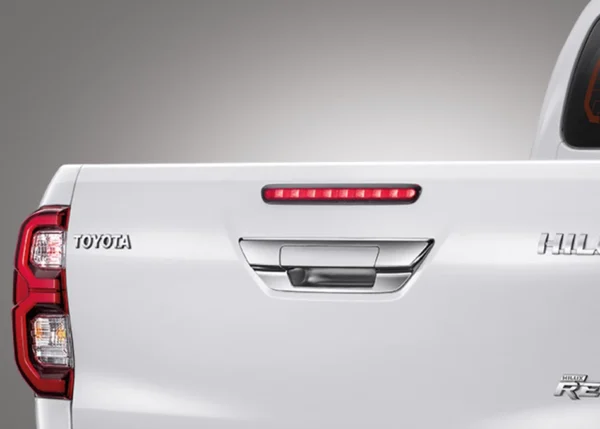 Double Cab Hilux Revo Z Edition - Image 6